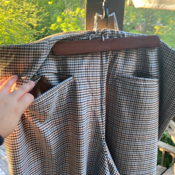 Loft • Plaid Pants - Picture 4 of 5